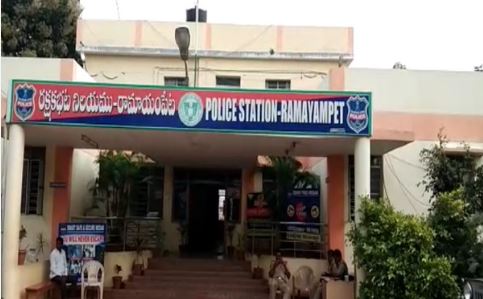  Car Accident In Ramayampeta.. One Person Died-TeluguStop.com