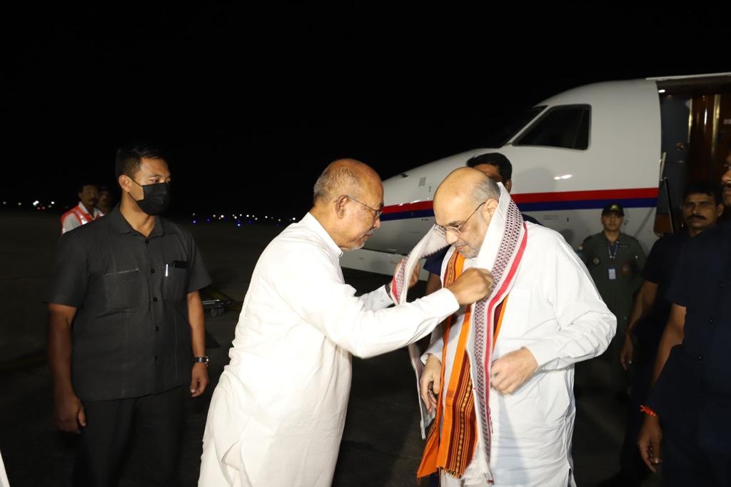  Shah Arrives In Violence-hit Manipur, To Hold Talks To Check Hostilities-TeluguStop.com