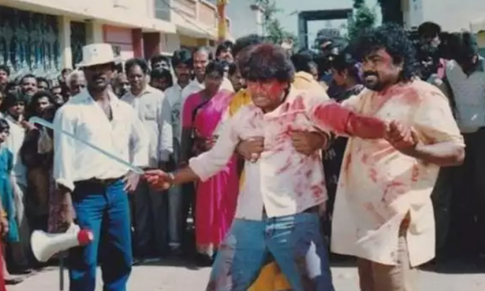  Shocking Facts About Shivaraj Kumar Om Movie Details Here Goes Viral , Limca Boo-TeluguStop.com