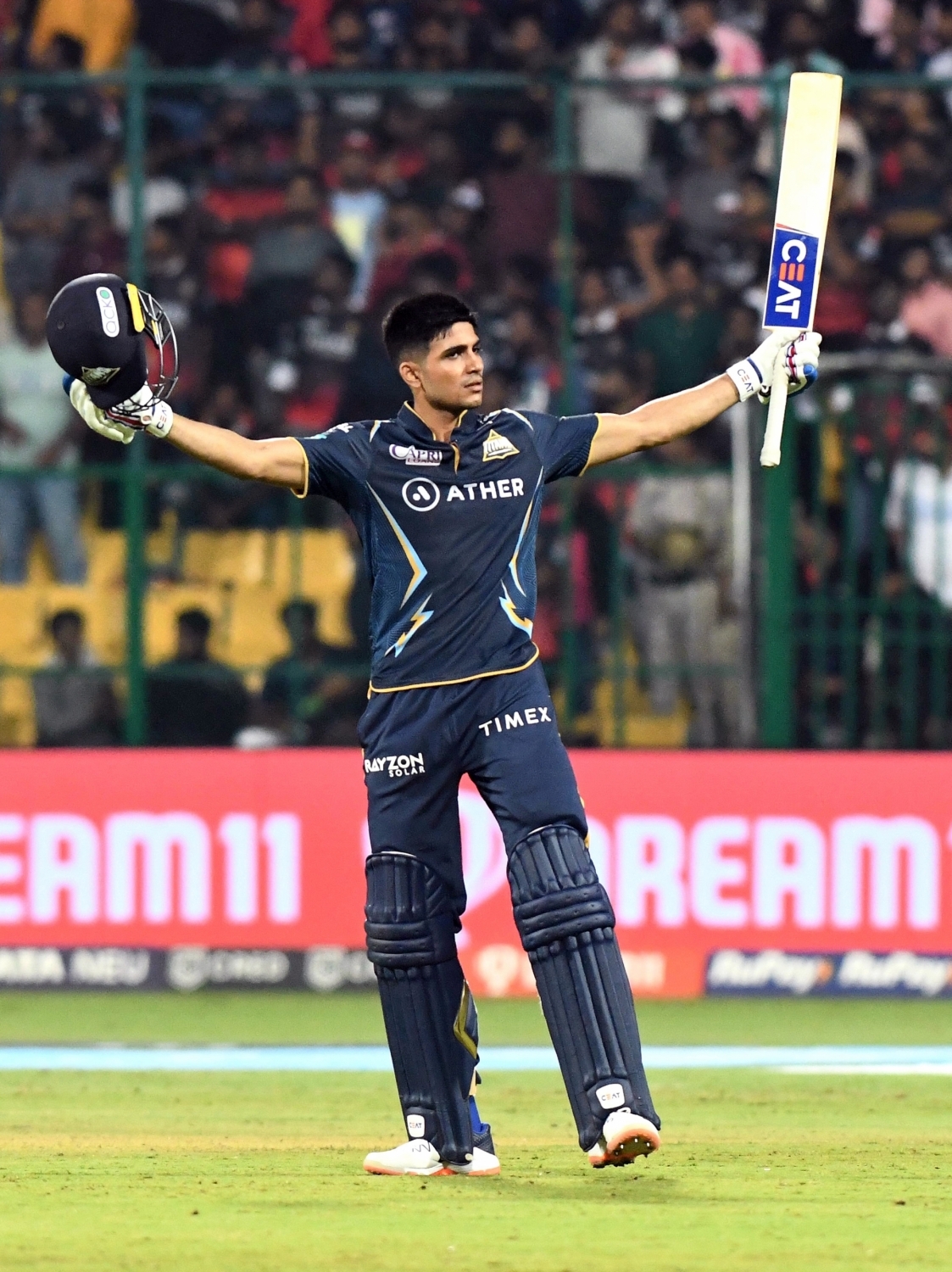  Shubman Gill, Sister Shahneel Abused On Social Media After Gt Knock Rcb Out Of I-TeluguStop.com