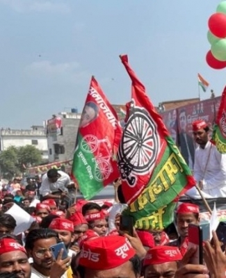  Sp, Bsp Leaders Give Up Local Body Polls A Miss To Campaign In K'taka-TeluguStop.com