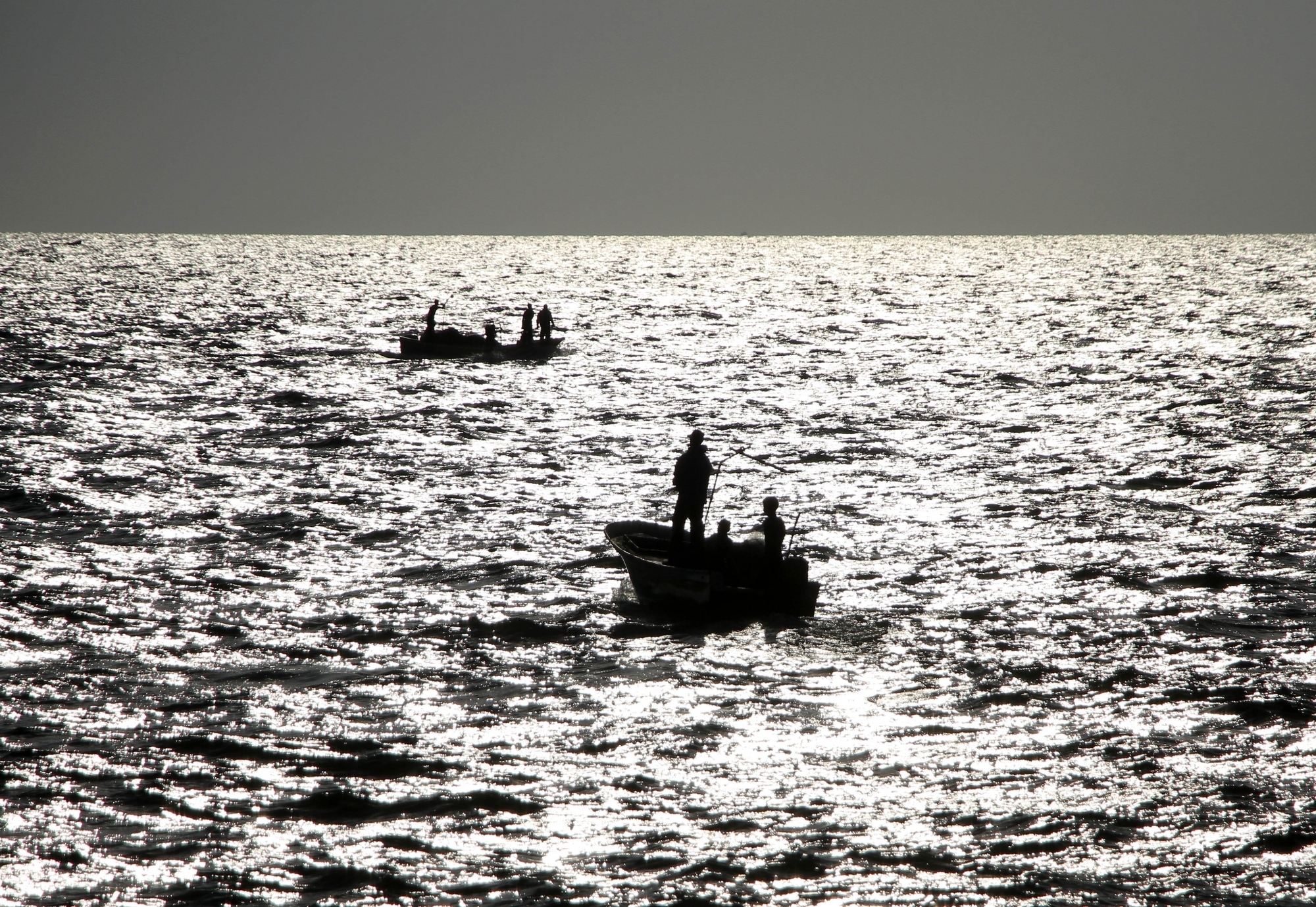  Sri Lankan Boat With 5 Crew Members Detained Near Kanniyakumari-TeluguStop.com