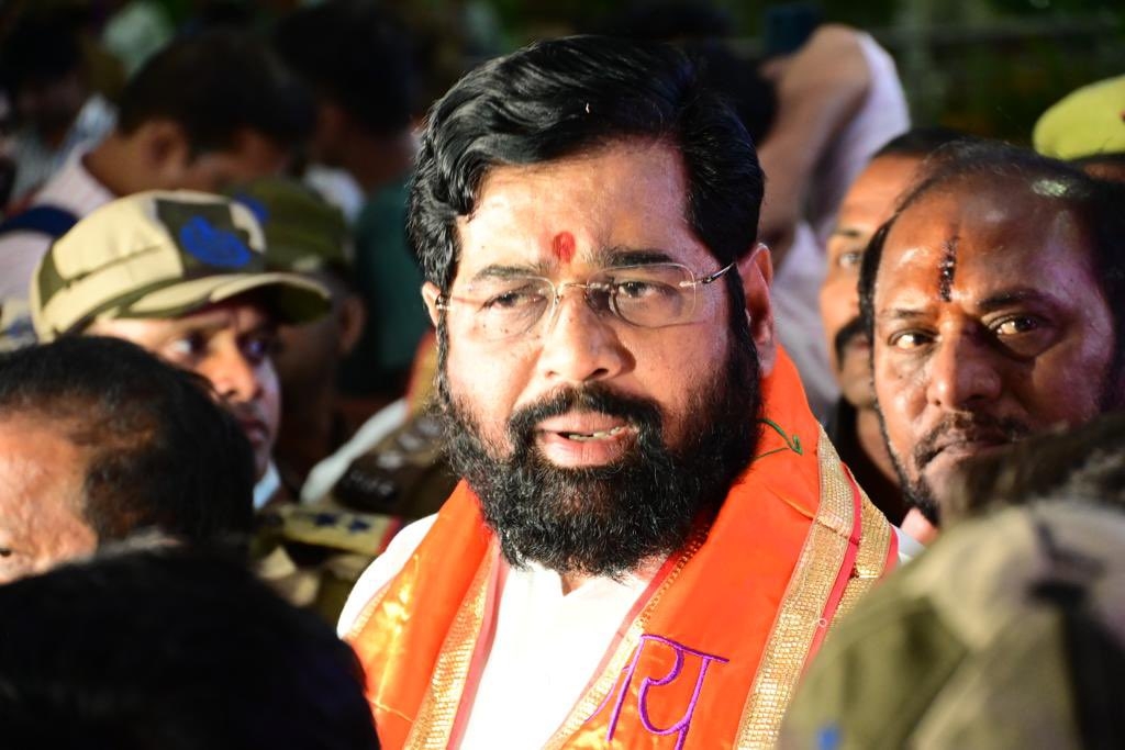  'stop Harassing Innocent Muslims For Akola Riots': Jih Urges Maha Cm-TeluguStop.com