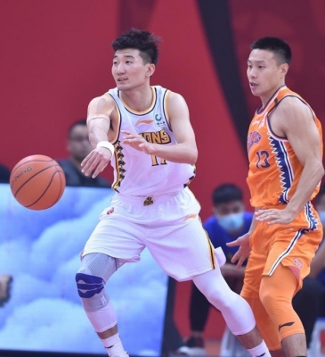  Sun Steers Zhejiang Lions To One Win Away From Returning To Cba Finals-TeluguStop.com