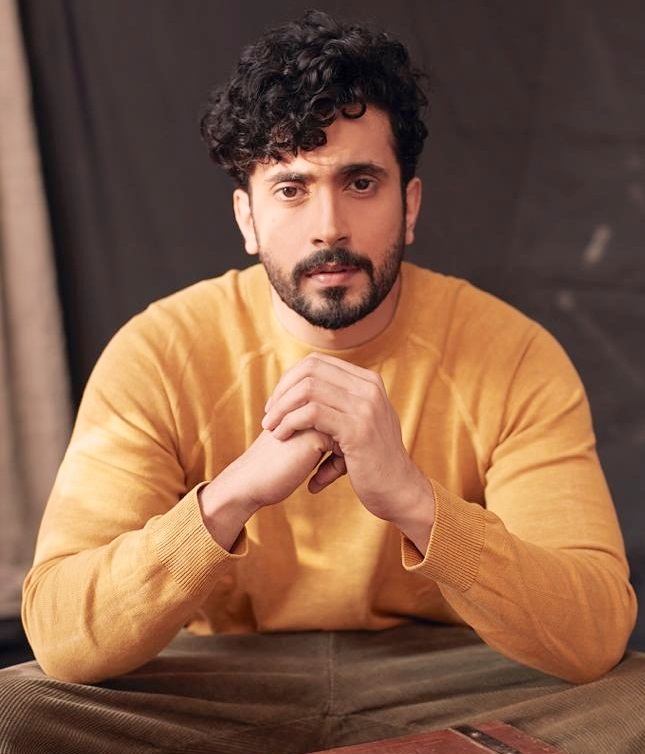  Sunny Singh Dedicates Performance In 'adipurush' To His Action-director Father-TeluguStop.com