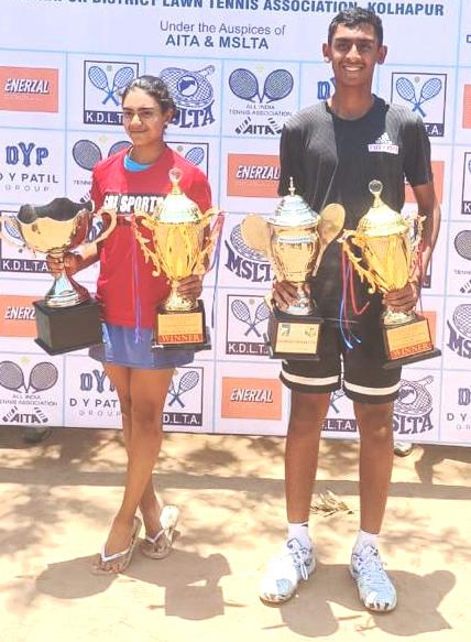  Tennis: Arnav Paparkar, Sai Janvi Lift Titles In Ramesh Desai Memorial U-16 C'sh-TeluguStop.com