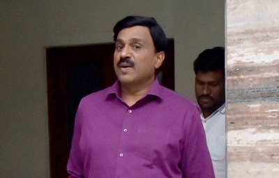  Tspsc Chairman, Secretary Appear Before Ed In Paper Leak Case-TeluguStop.com