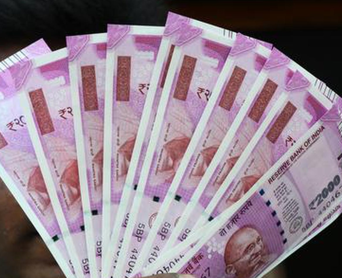  Up Banks Prepare To Meet Currency Deposit Rush-TeluguStop.com