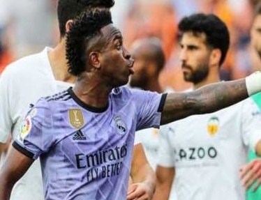  Valencia Cf Fined, Sanctioned With Partial Stadium Closure For Vinicius' Racist-TeluguStop.com