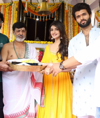  Vijay Deverakonda's 'vd12' Officially Launched With A Pooja Ceremony-TeluguStop.com
