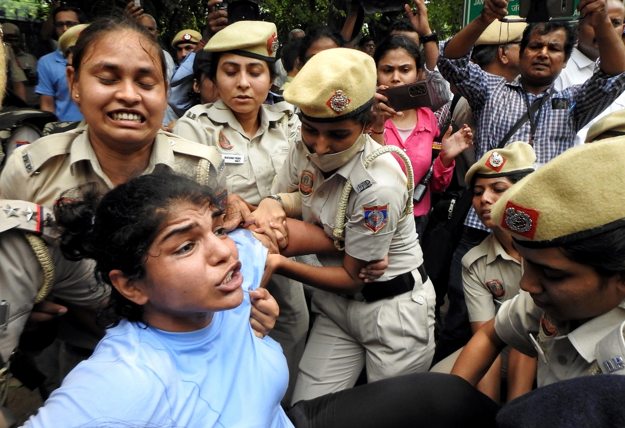  Wrestlers Protest: Over 700 Detained, Fir Registered Against Organisers-TeluguStop.com