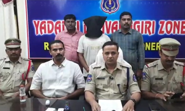  Yadadri Bhuvanagiri Police Arrest Interstate Drugs Gang, Yadadri Bhuvanagiri , Y-TeluguStop.com