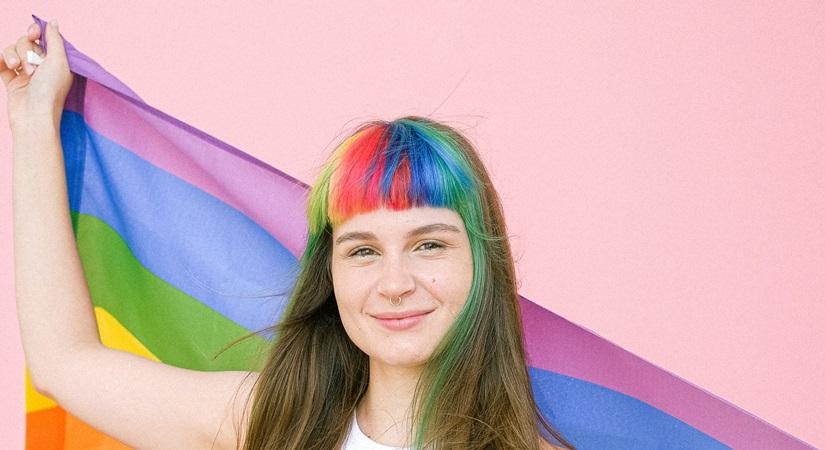  10 Ways Parents Can Emotionally Support A Lgbtq+ Child-TeluguStop.com