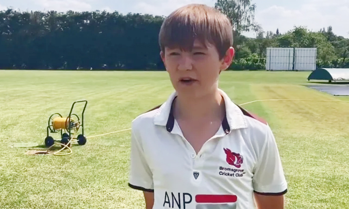  12 Year Old Bowler Take Double Hat Trick In An Over Details, 12 Year Old Bowler-TeluguStop.com