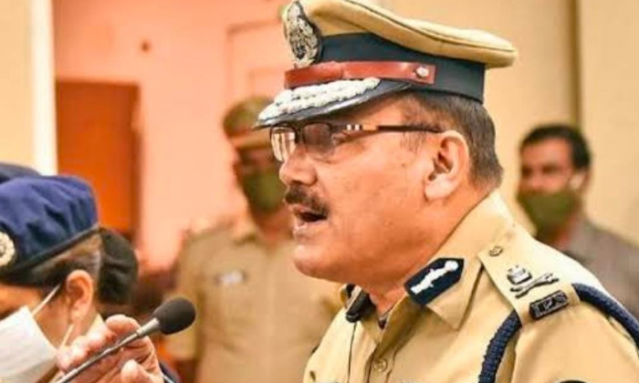  14,881 People Trained In 28 Police Training Centers: Dgp-TeluguStop.com