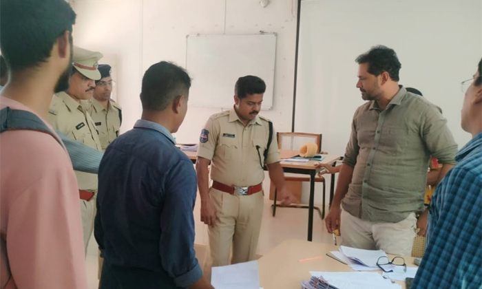  Cp Examined The Process Of Verification Of Certificates, Cp Vishnu S Warrier, Po-TeluguStop.com