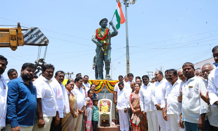 Colonel Santosh Babu Sacrifice Will Be Remembered Forever Minister Jagadish Redd Colonel Santosh Babu Sacrifice Will Be Remembered Forever Minister Jagadish Redd-TeluguStop.com