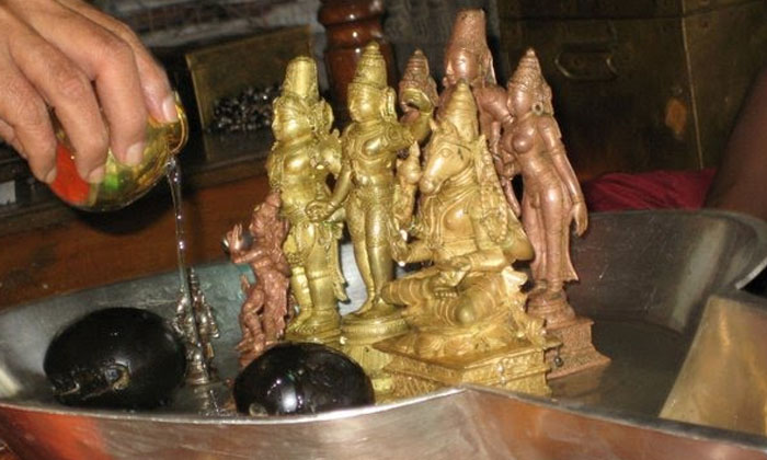  Do You Know Who Sat With Balaram In Ayodhya , Ayodhya, Balaram, Hinduism, Ramud-TeluguStop.com