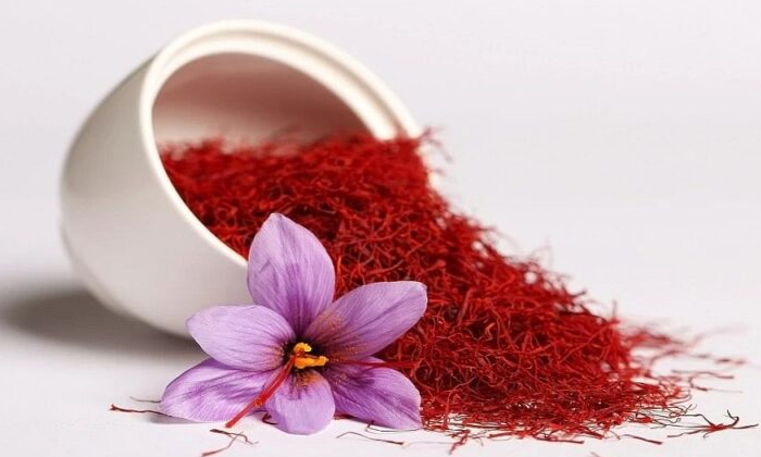  If You Do These Remedies With Saffron On Thursday Even Bad Luck Will Turn Into G-TeluguStop.com