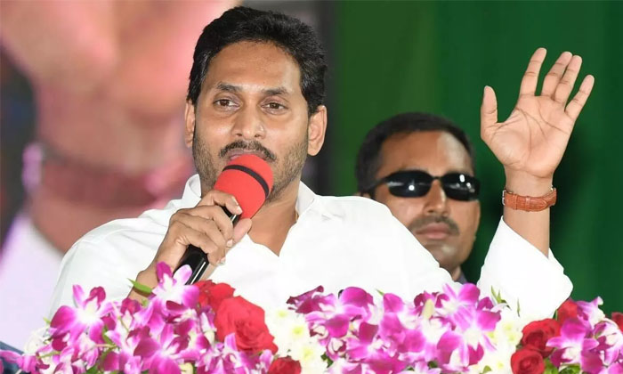  Jagan Is Trying New Formula In Ap Details, Cm Jagan Mohan Reddy, Tdp, Janasena,-TeluguStop.com