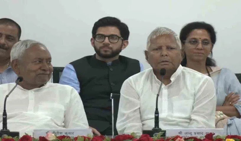  Lalu Prasad Yadav's Sensational Comments Saying Marry Rahul , Lalu Prasad Yadav,-TeluguStop.com