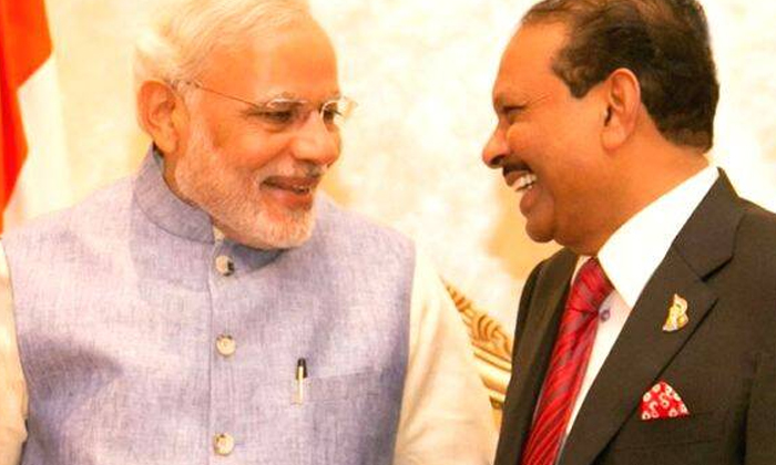  Lulu Chairman Yusuff Ali Praises Pm Narendra Modi For Liberalising Nri Investmen-TeluguStop.com