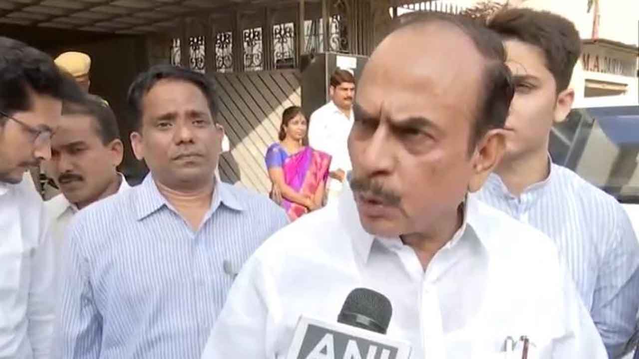 Women Should Wear Full Clothes : Telangana Home Minister Women Should Wear Full Clothes : Telangana Home Minister-TeluguStop.com