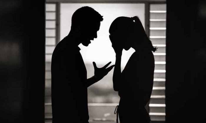 Man Kills Lover Hides Body In Water Tank At Home In Up Details, Man Kills Lover Man Kills Lover Hides Body In Water Tank At Home In Up Details, Man Kills Lover-TeluguStop.com