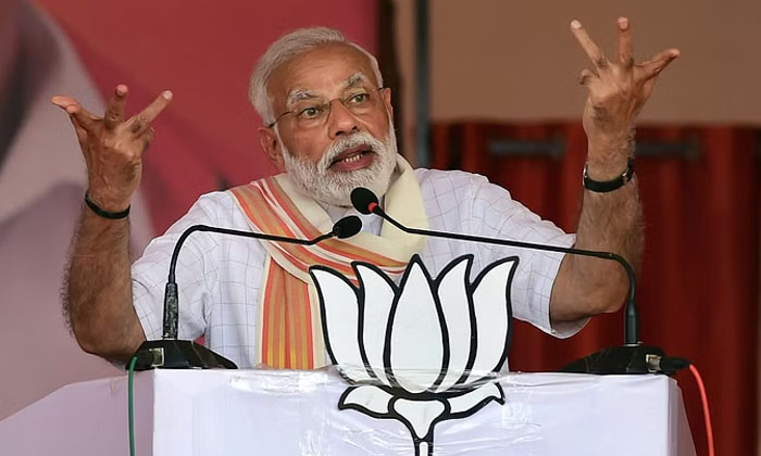 Modi Who Brought New Missiles To India If You Press The Button Here, Will China Modi Who Brought New Missiles To India If You Press The Button Here, Will China-TeluguStop.com