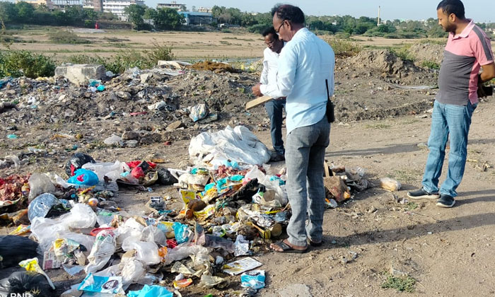  The Commissioner Fined Ten Thousand For Those Who Dumped Garbage , Municipal Co-TeluguStop.com