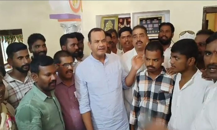  Rachakonda Dcp Should Apologize To The Farmers Mp Komatireddy Venkatareddy Detai-TeluguStop.com