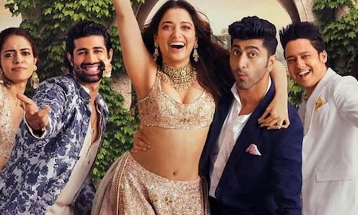  Tamanna Comments On Jee Karda Web Series Viral In Social Media , Tamanna Je-TeluguStop.com