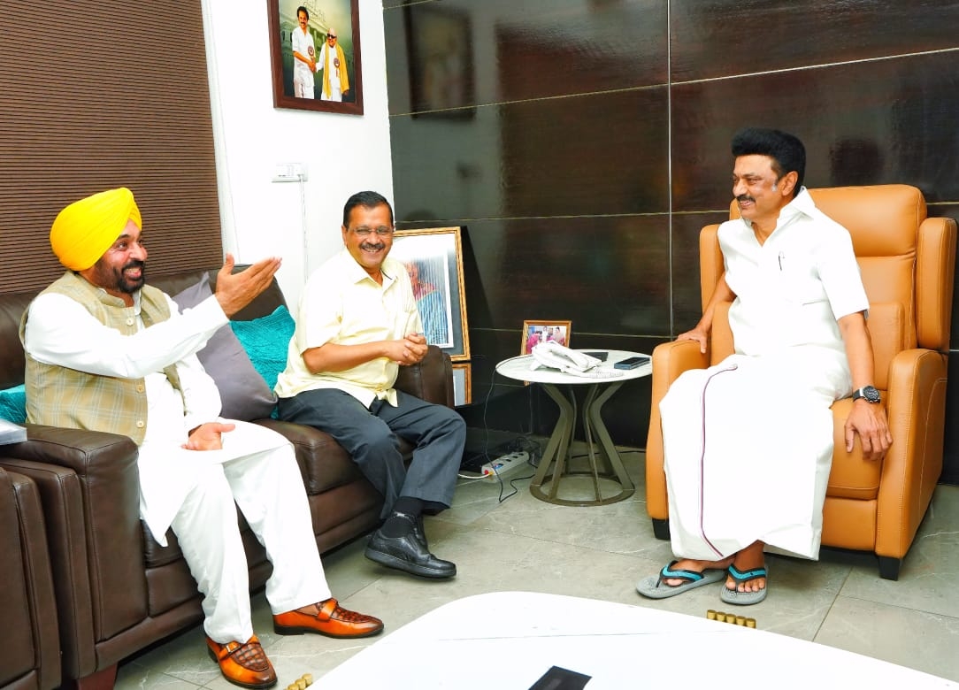  Aap Getting 'favourable Response' On Ordinance Issue, Says Kejriwal-TeluguStop.com