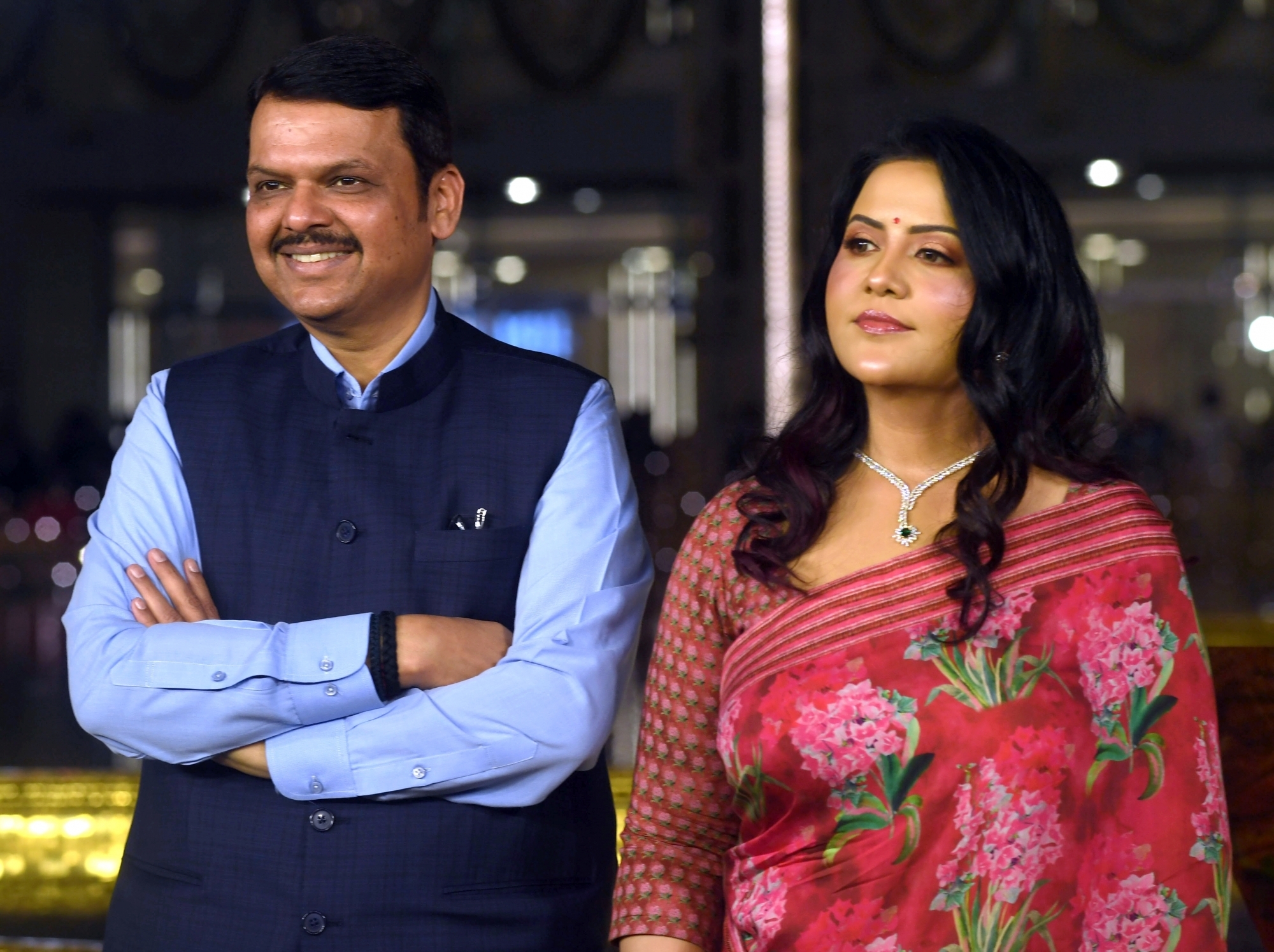  Amruta Fadnavis 'offered' To Help Extortionist Bookie, Fashionista: Charge Sheet-TeluguStop.com
