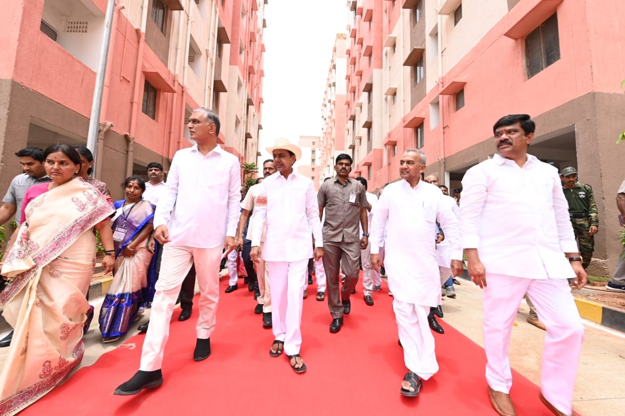 Asia's Largest Community Housing Project Inaugurated In Telangana Asia's Largest Community Housing Project Inaugurated In Telangana-TeluguStop.com