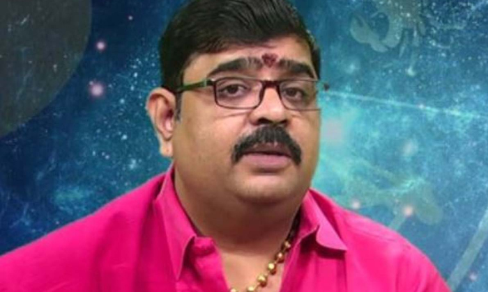  Astrologer Venu Swamy Acted In Jagapathi Movie-TeluguStop.com