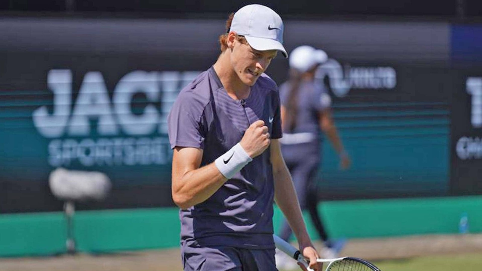 Atp Libema Open: Sinner Overcomes Bublik In 's-hertogenbosch Opener Atp Libema Open: Sinner Overcomes Bublik In 's-hertogenbosch Opener-TeluguStop.com