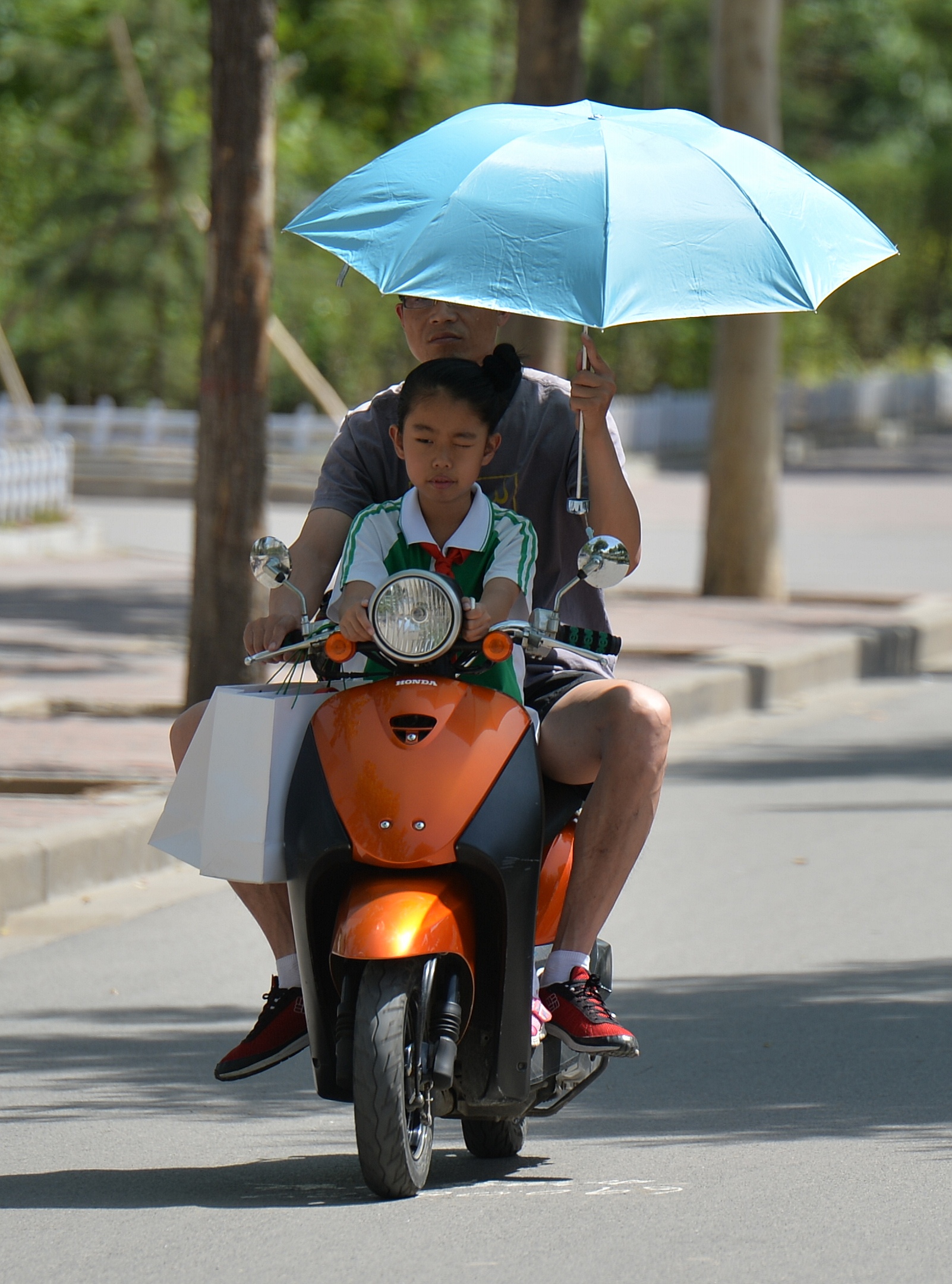  Beijing Records Hottest June Day In 60 Years-TeluguStop.com