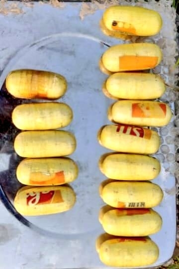  Bsf Seizes 14 Packets Of Suspected Heroin In Punjab-TeluguStop.com