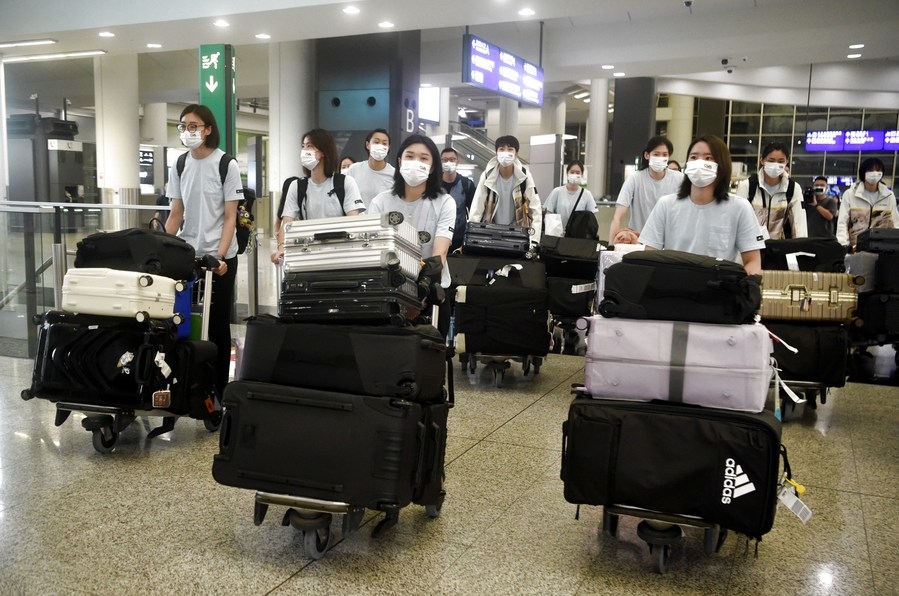  China Women's Volleyball Team Arrives In Hong Kong For Fivb Nations League-TeluguStop.com