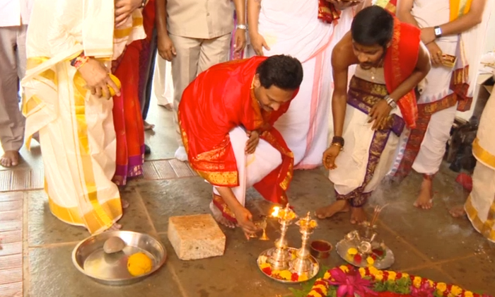  Cm Jagan Participated Shanti Yagnam,cm Jagan ,shanti Yagnam, Minister Kottu Saty-TeluguStop.com