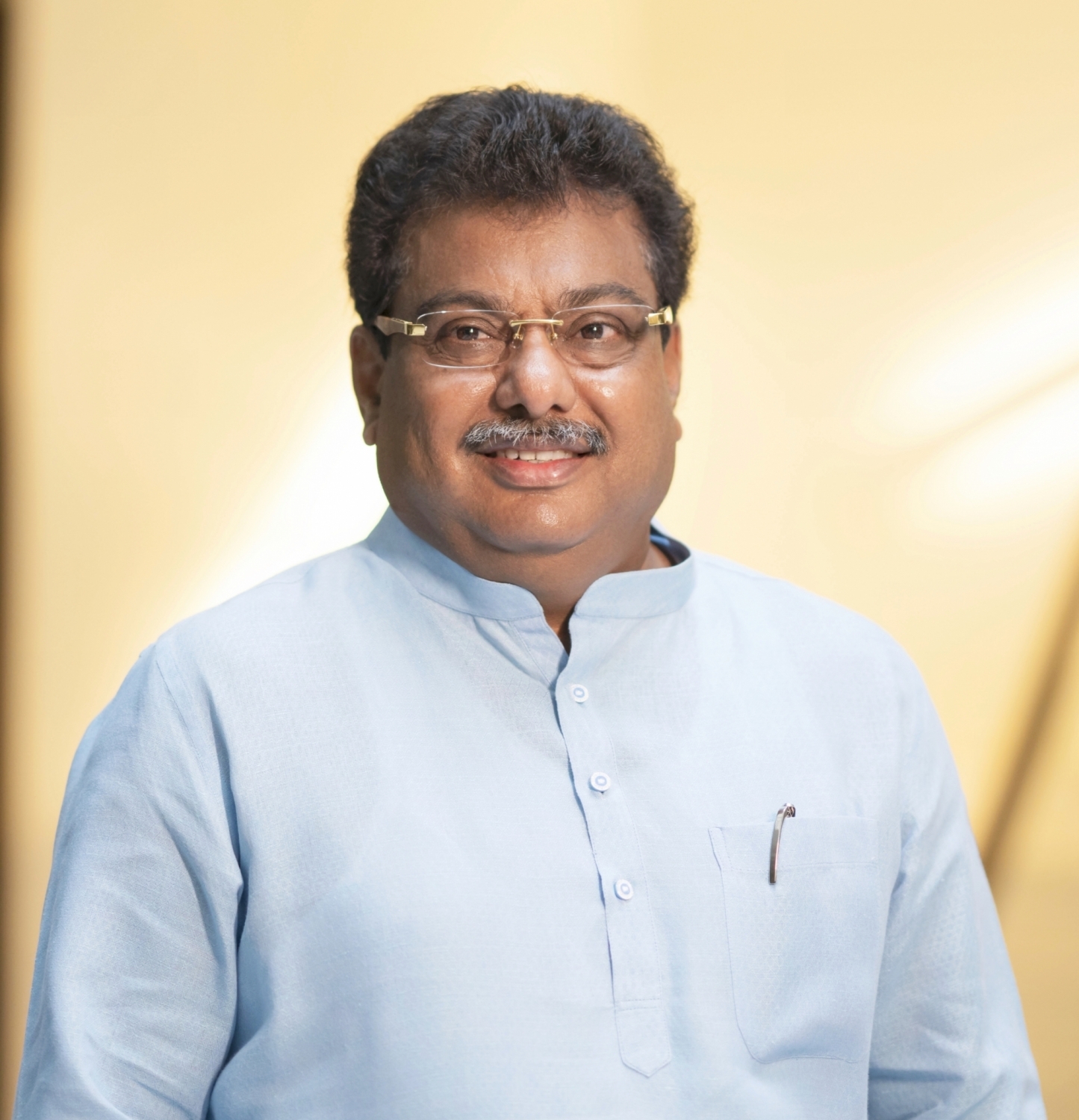  Cong Mulls 'peaceful Karnataka' Helpline Against Communal Forces-TeluguStop.com