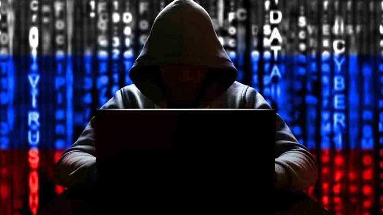  Hyderabad : Cyber Gang Duped Businessman 41 Lakh Under Pretext Of Pmegp Loan-TeluguStop.com