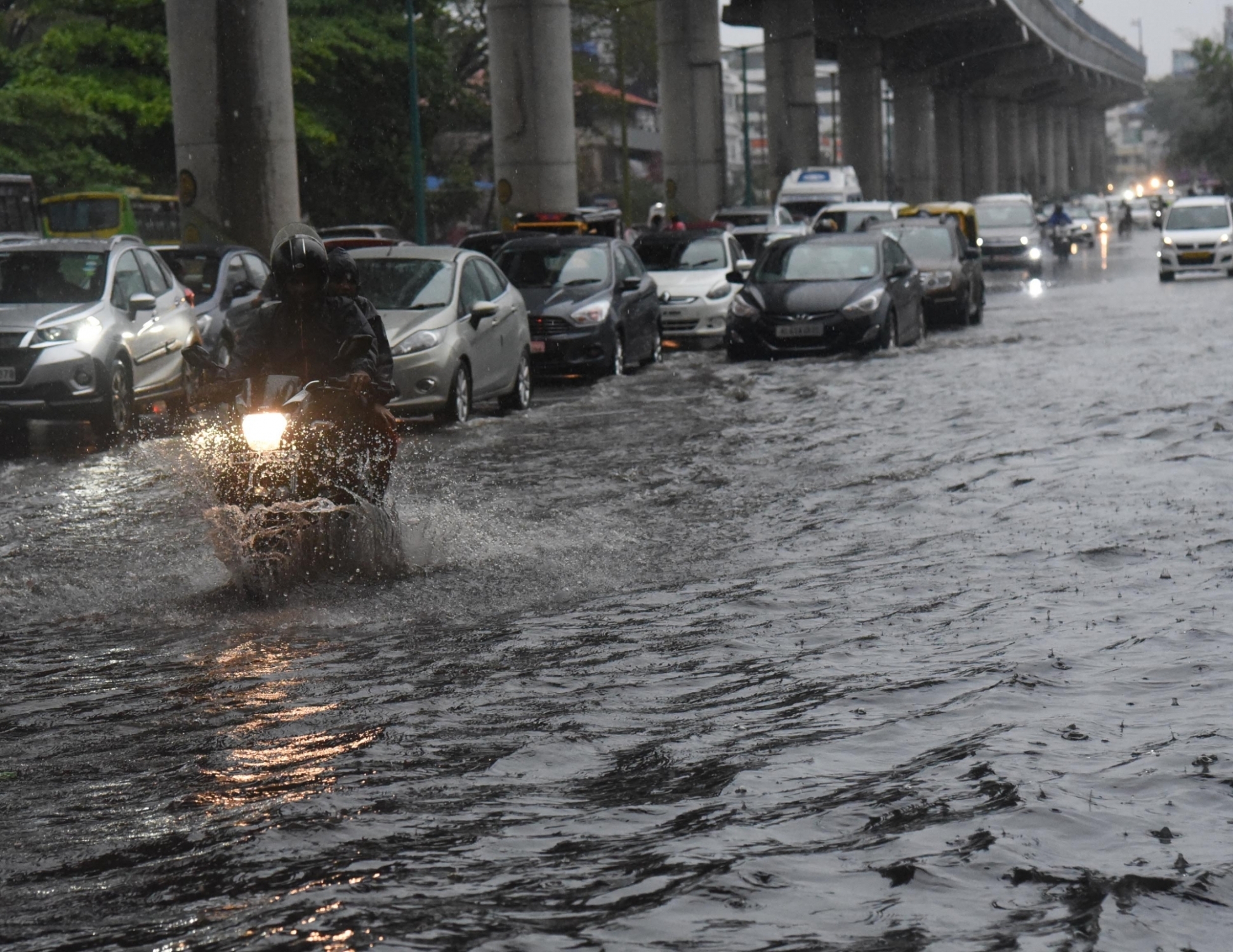  Cyclone 'biparjoy' Turns Intense, Imd Predicts Heavy Rain In Kerala-TeluguStop.com