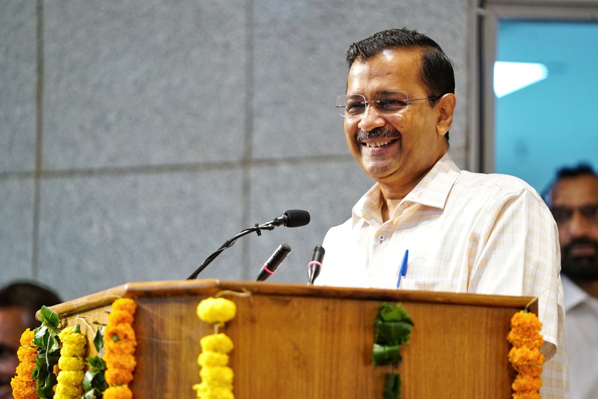  Delhi Cm Calls Nccsa Meeting To Discuss Transfer, Posting Of Officers-TeluguStop.com