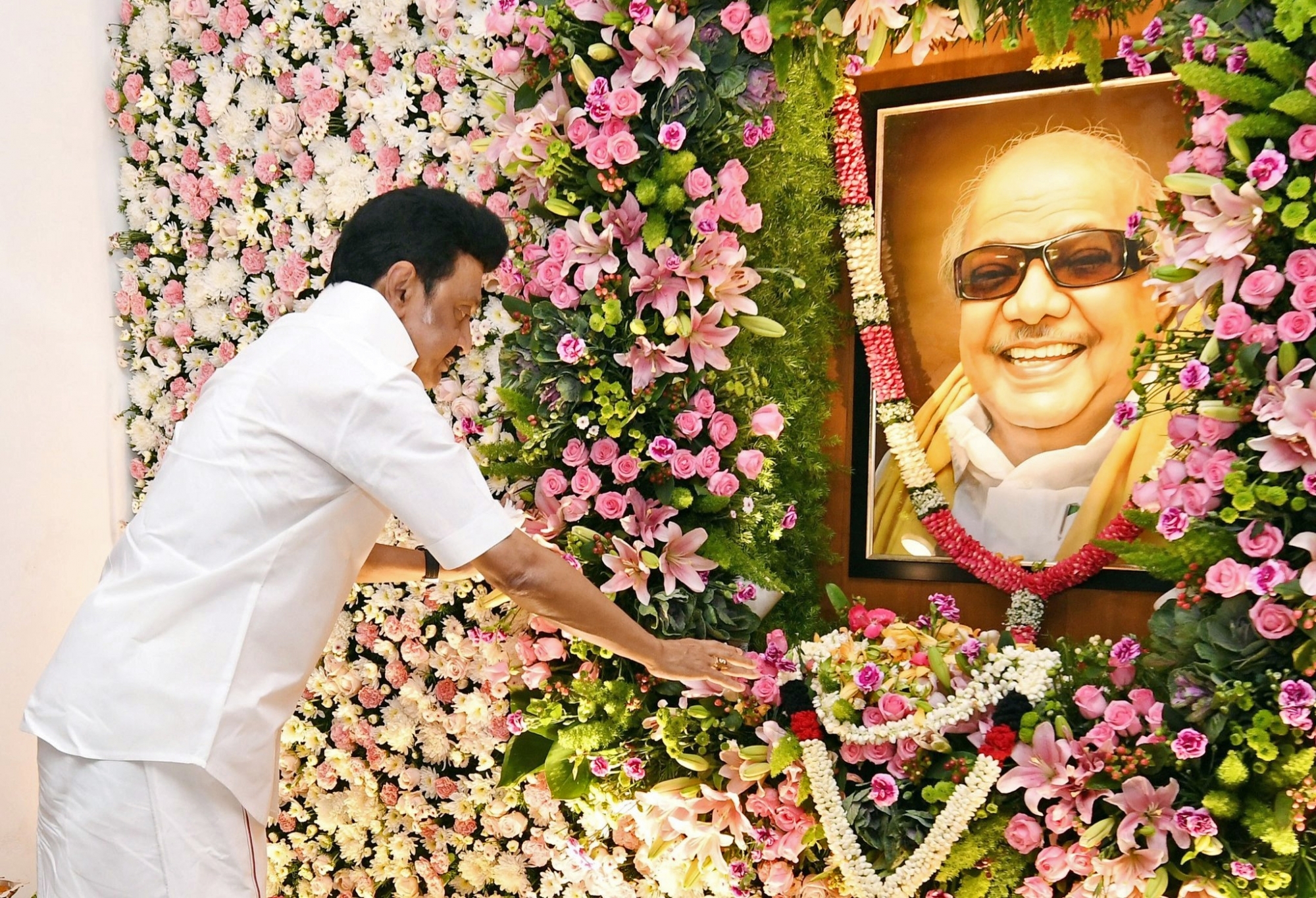  Dmk To Celebrate Centenary Of Late Cm Karunanidhi Today-TeluguStop.com