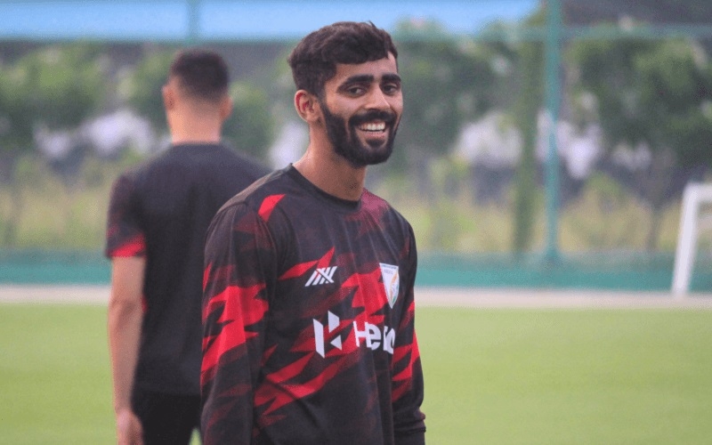  Football: Having Gained Coach's Trust, Akash Mishra Set For Long Innings With Te-TeluguStop.com