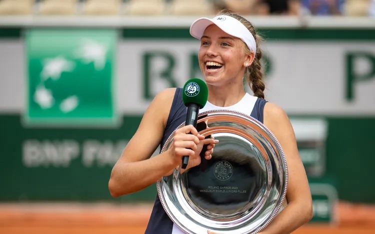  French Open: Korneeva Clinches Junior Title With Win Over Alarcon-TeluguStop.com