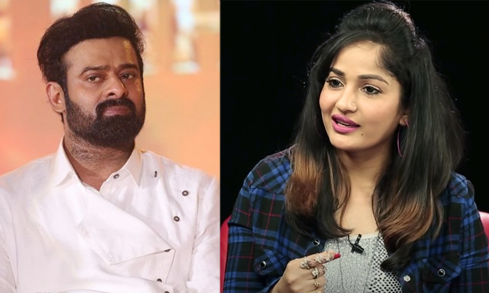  Heroine Madhavi Latha Fires On Prabhas Adipurush Movie-TeluguStop.com