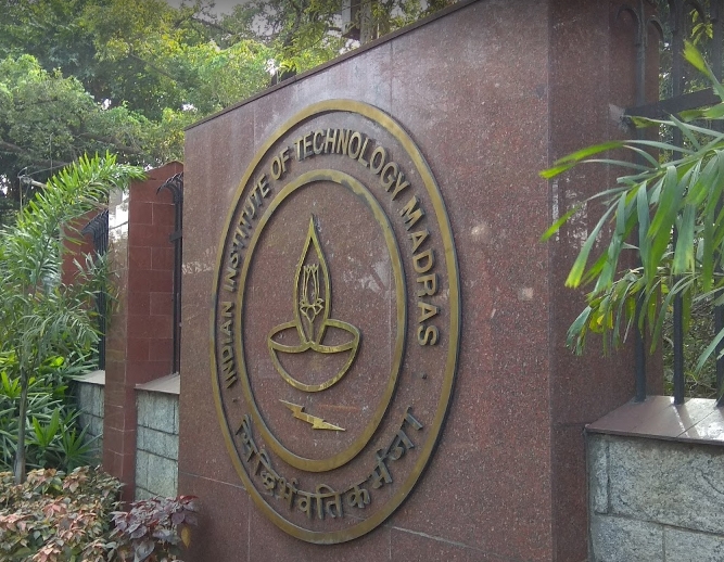  Iit Madras Team Develops Iot-based Method For Mobile Pollution Monitoring-TeluguStop.com